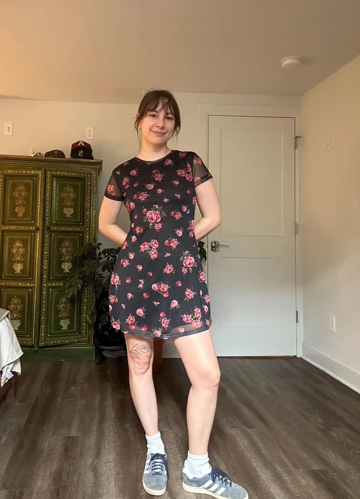 Lacey in a vintage dress.